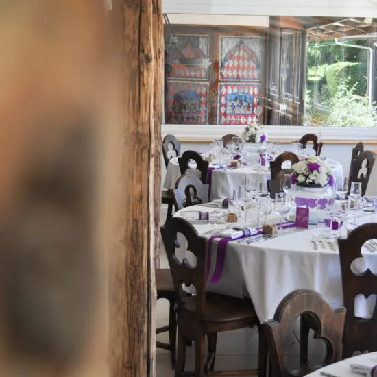 Mariage voyage violet