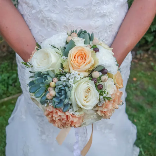 Bouquet pêche, mint et succulente