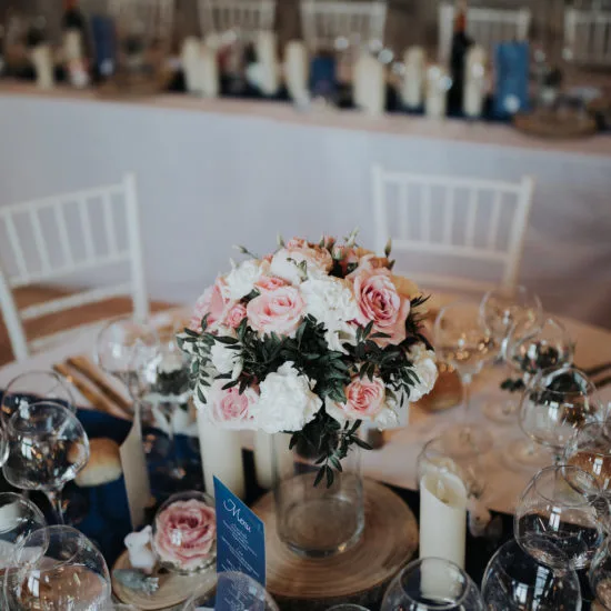 Mariage rose et blanc